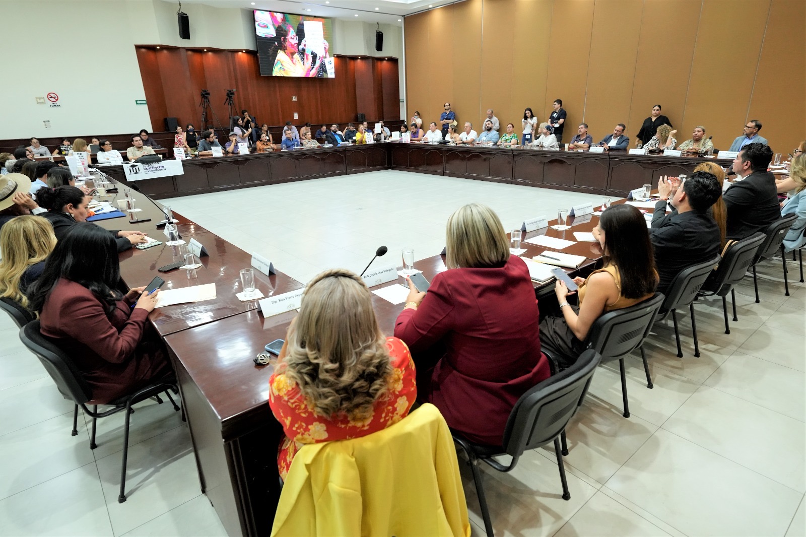 Congreso abre espacio de análisis sobre iniciativas de transparencia y ...